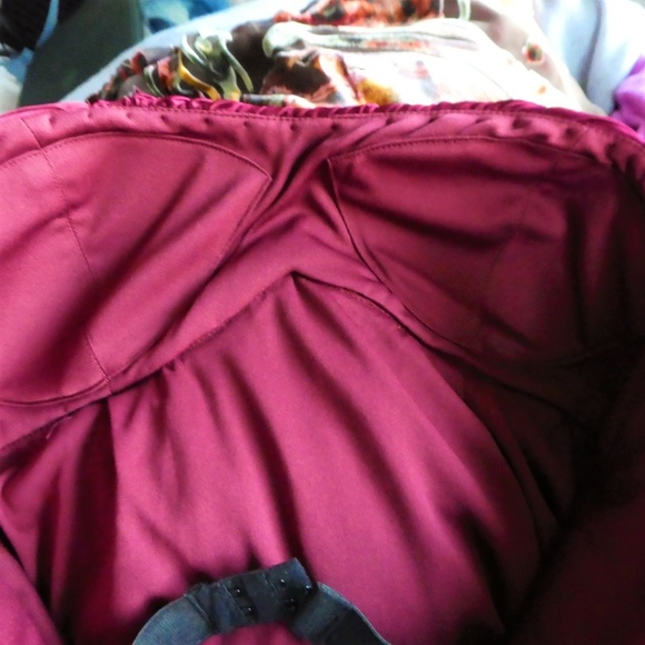 SiLK Modcloth Decode 1.8 Dress Velvet Swirled Ruched Bustier Maroon 6 - Picture 8 of 8